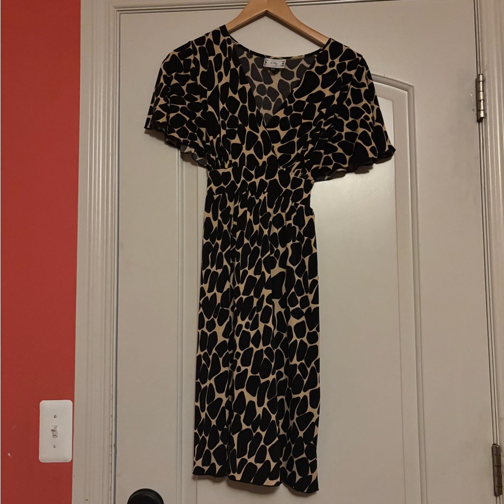 LILY Women’s Small Animal Print  Black and Cream Dress